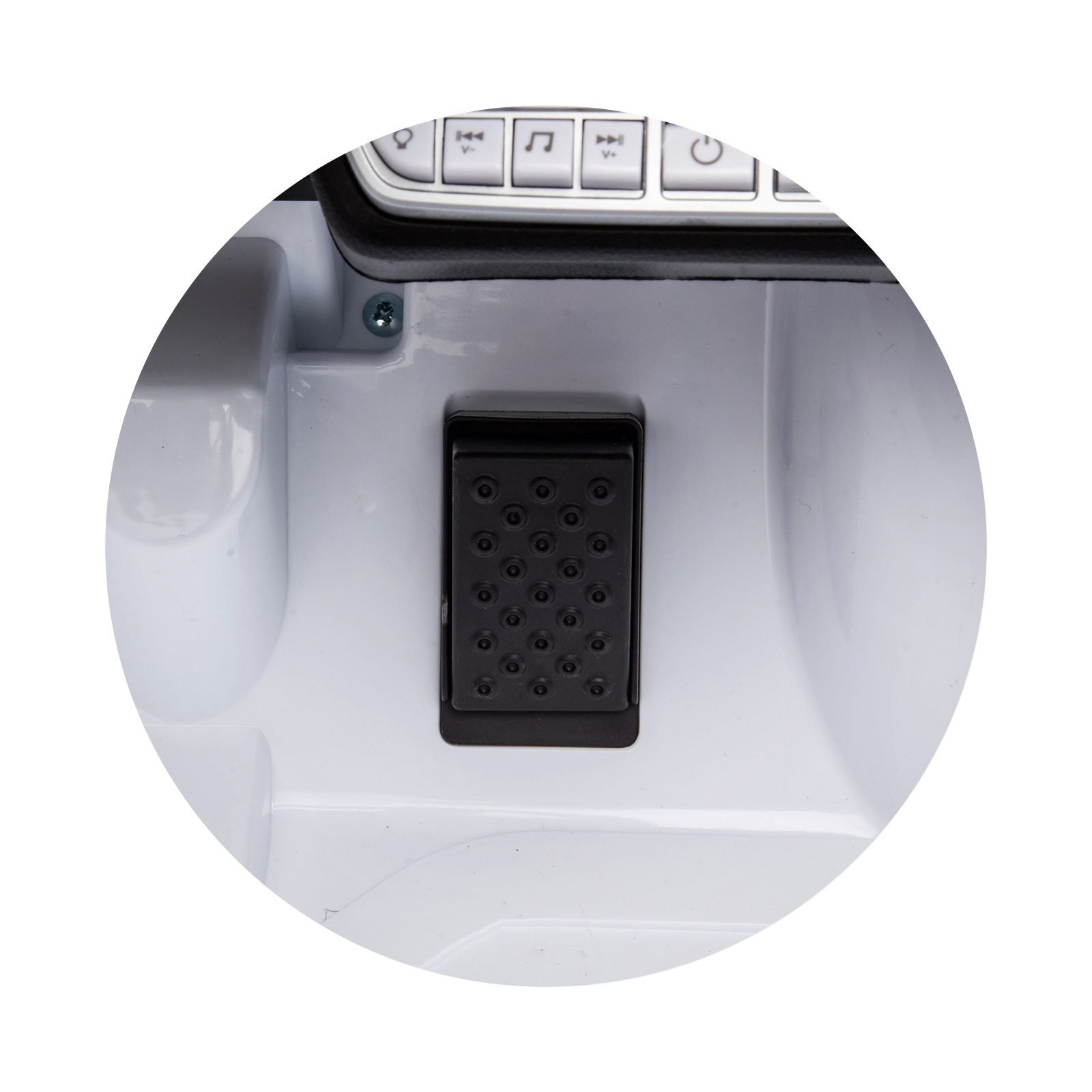 Лицензирана Акумулаторна Кола Toyota Land Cruiser, 50W, 12V/4AH, R/C 2.4G, EVA гуми - Image 13