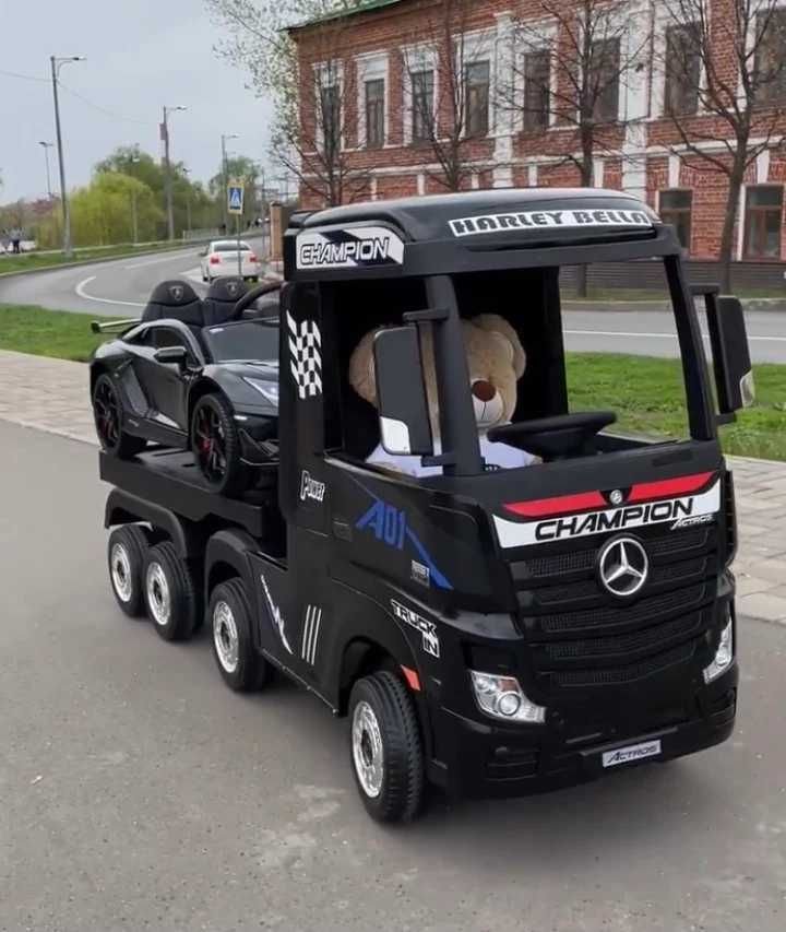 Лицензиран Акумулаторен Камион Mercedes ACTROS, 12V/14Ah, 180W, 4х4, R/C 2.4, EVA гуми - Image 2