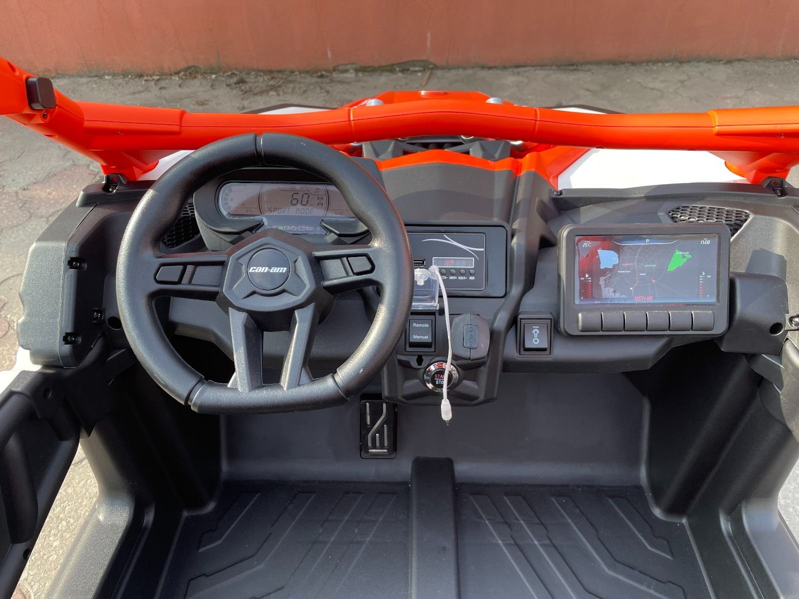 Лицензирано Акумулаторно UTV Can-am Maverick, 140W, 12V14Ah, 4x4, EVA гуми - Image 10
