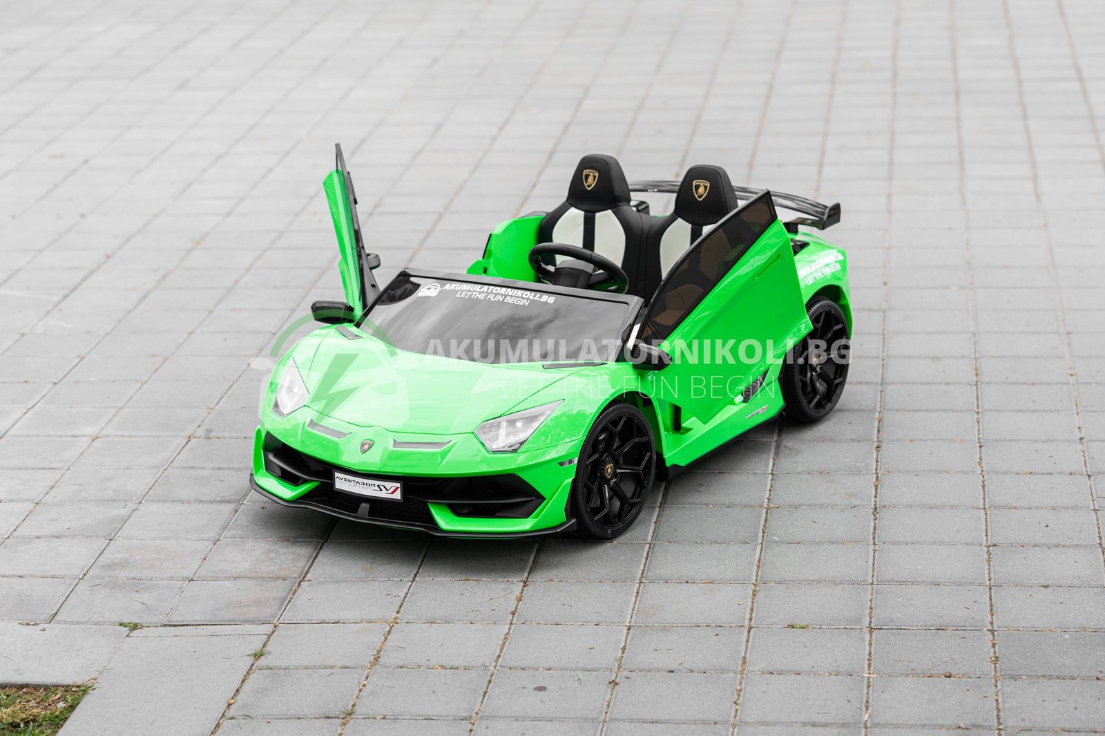 Лицензирана акумулаторна кола Lamborghini Aventador SVJ 2026, Drift, 24V7AH, 600W, R/C 2.4 G, EVA гуми - Image 3