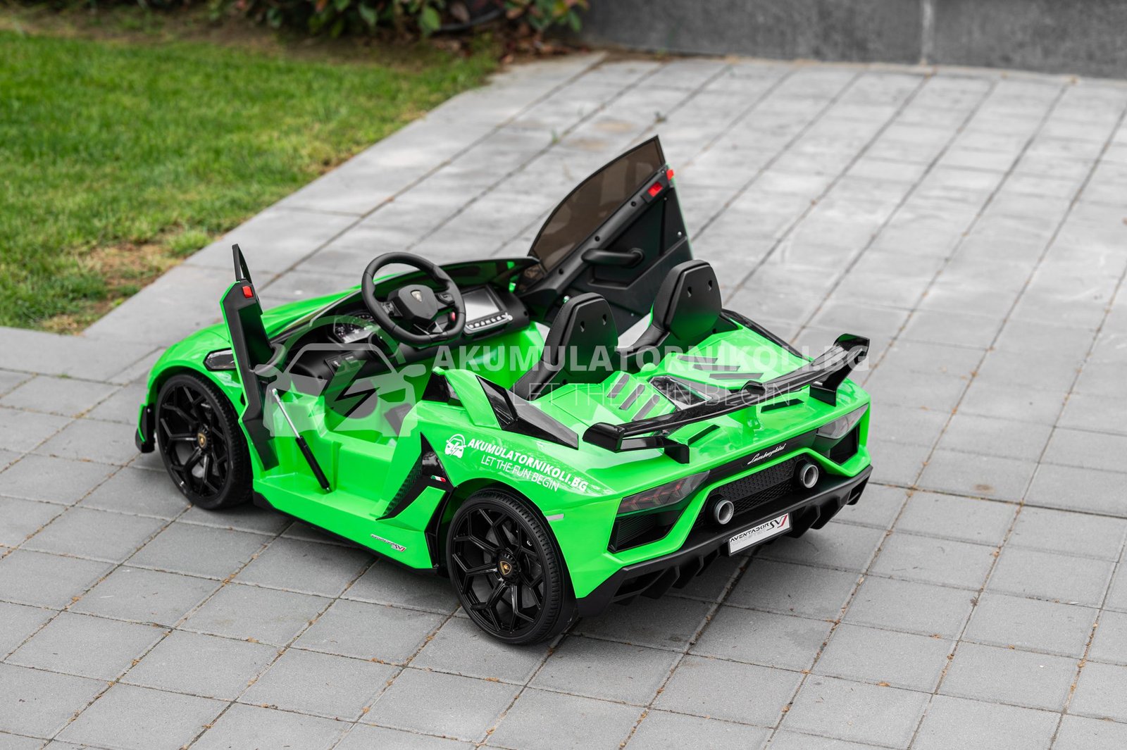 Лицензирана акумулаторна кола Lamborghini Aventador SVJ 2026, Drift, 24V7AH, 600W, R/C 2.4 G, EVA гуми - Image 4
