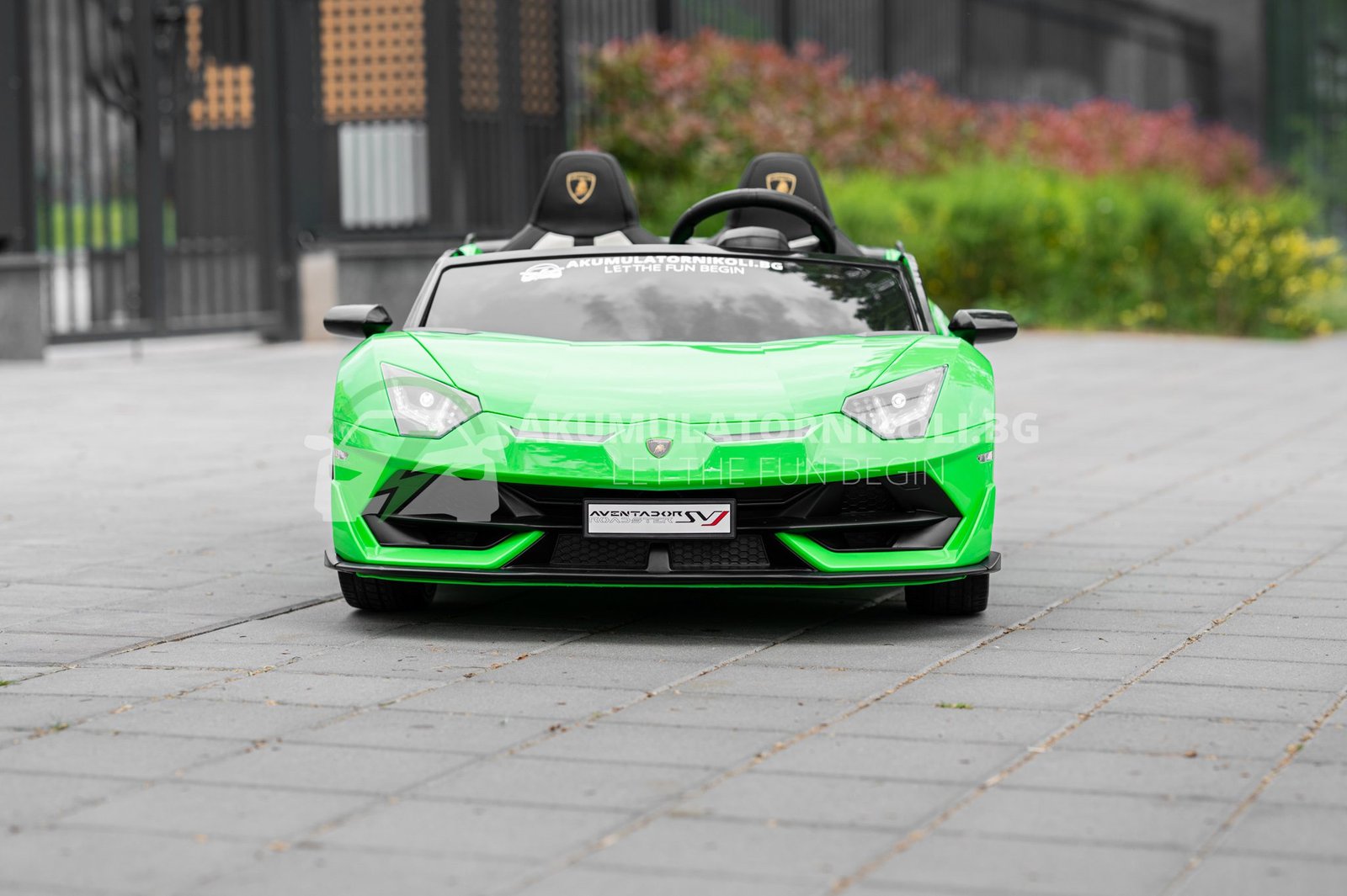 Лицензирана акумулаторна кола Lamborghini Aventador SVJ 2026, Drift, 24V7AH, 600W, R/C 2.4 G, EVA гуми - Image 7