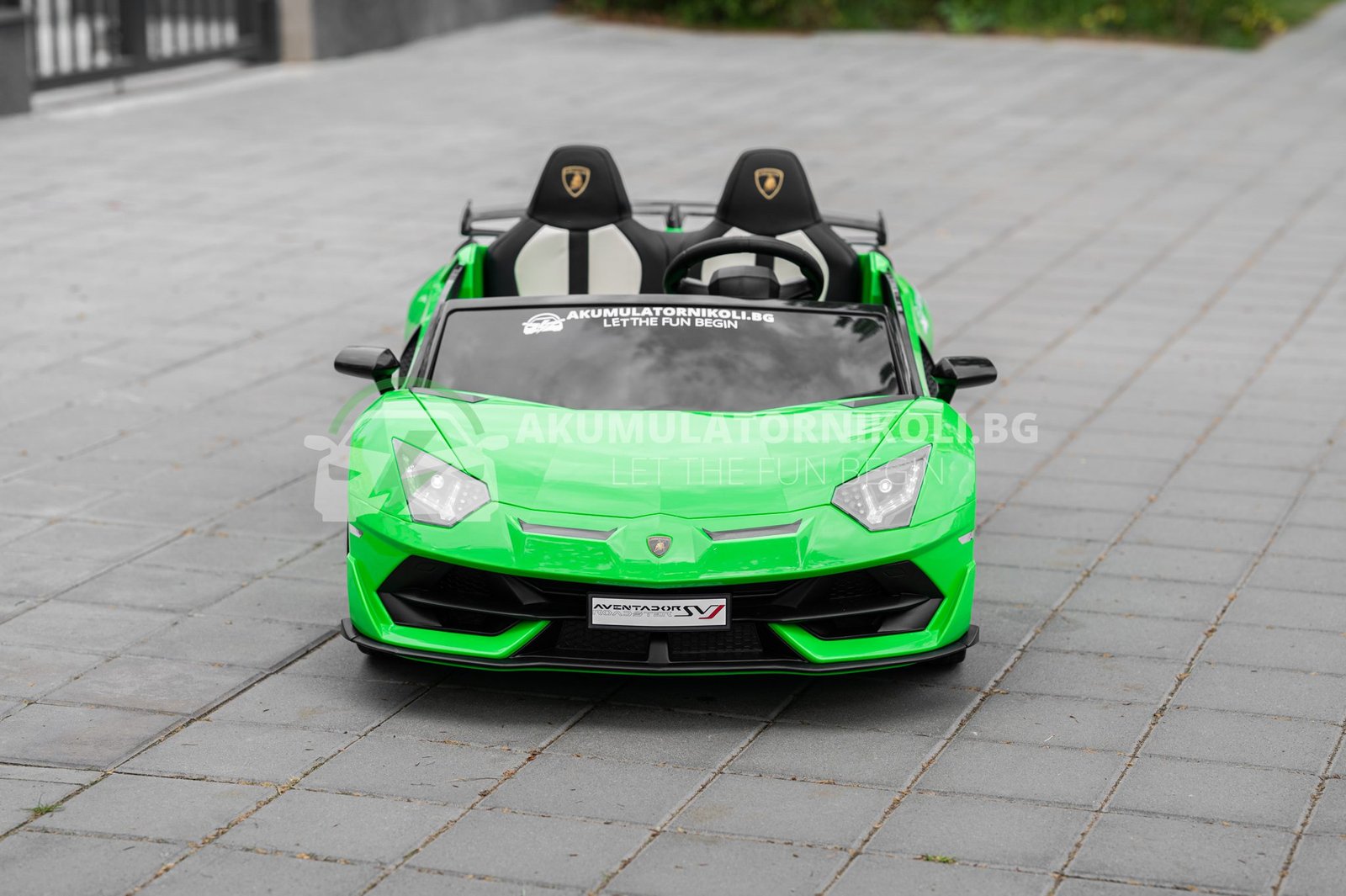 Лицензирана акумулаторна кола Lamborghini Aventador SVJ 2026, Drift, 24V7AH, 600W, R/C 2.4 G, EVA гуми - Image 8