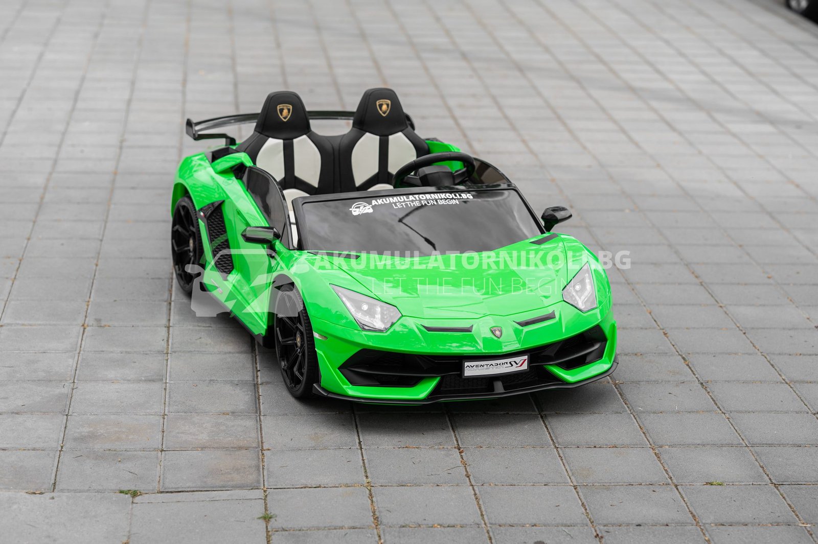 Лицензирана акумулаторна кола Lamborghini Aventador SVJ 2026, Drift, 24V7AH, 600W, R/C 2.4 G, EVA гуми - Image 9