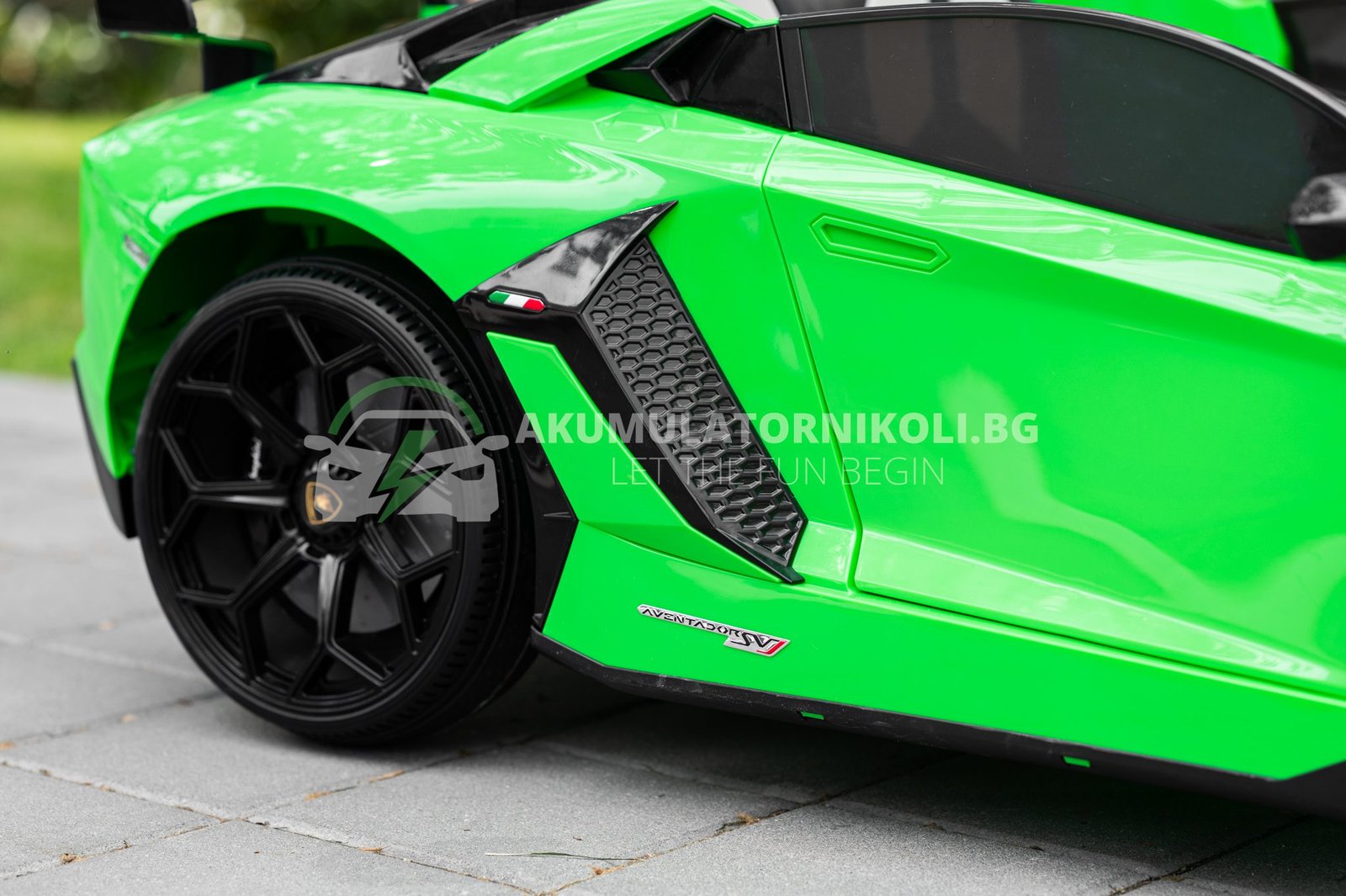 Лицензирана акумулаторна кола Lamborghini Aventador SVJ 2026, Drift, 24V7AH, 600W, R/C 2.4 G, EVA гуми - Image 25