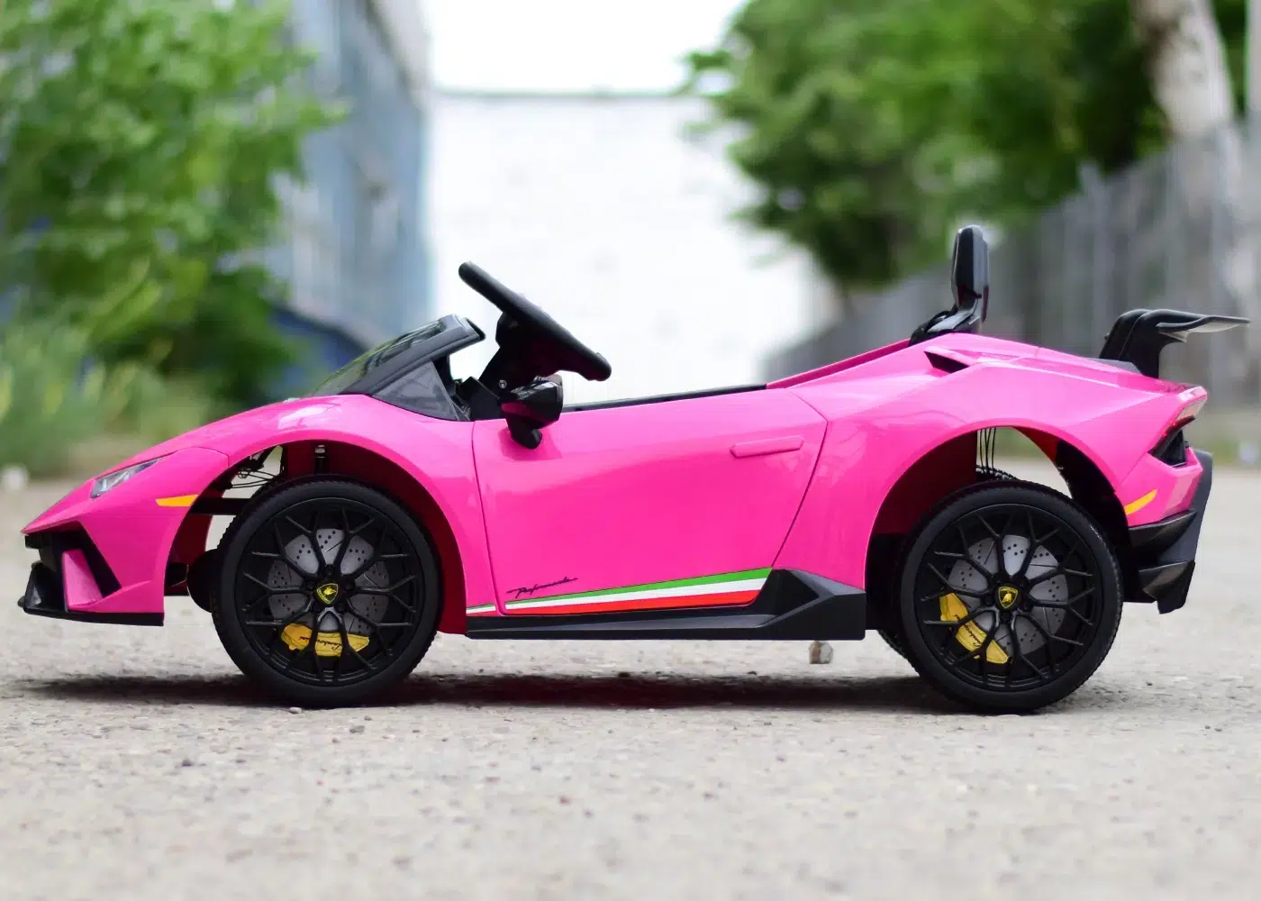 Лицензирана Акумулаторна Кола Lamborghini Huracan, 120W, 12V/4.5Ah, R/C 2.4G, EVA гуми, 4х4 - Image 5