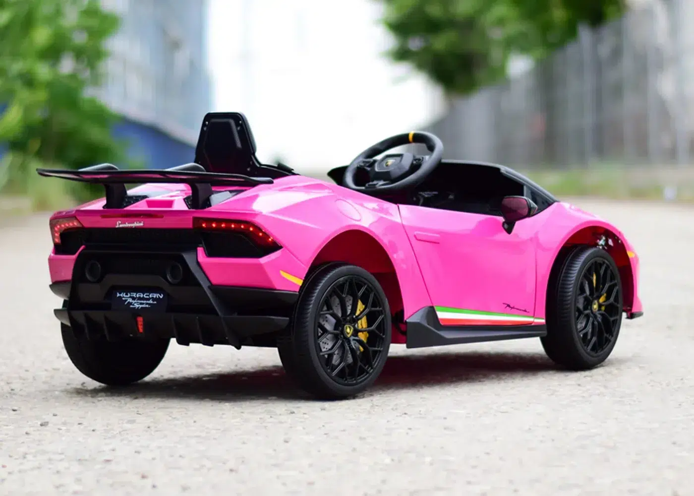 Лицензирана Акумулаторна Кола Lamborghini Huracan, 120W, 12V/4.5Ah, R/C 2.4G, EVA гуми, 4х4 - Image 6
