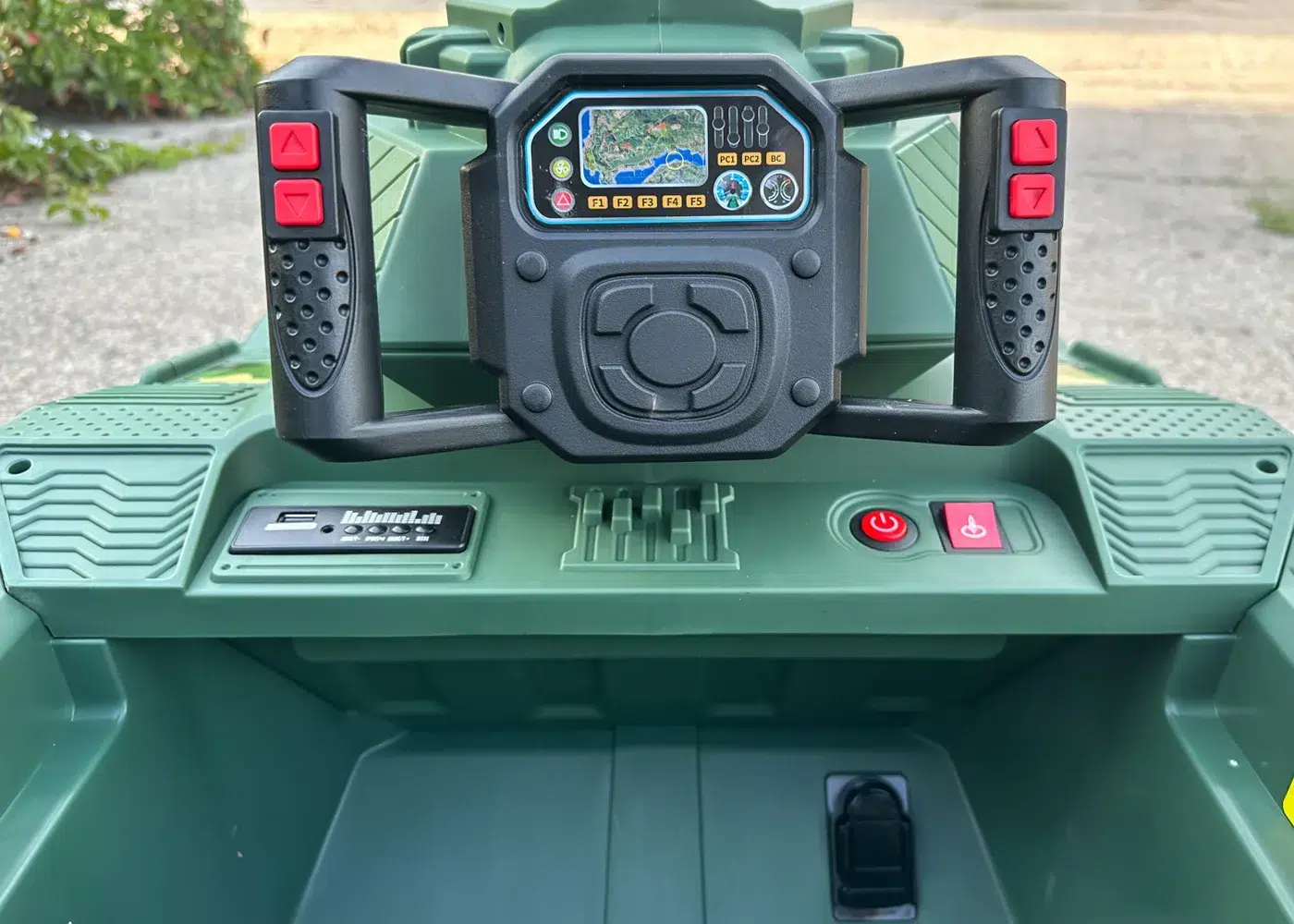 Детски Акумулаторен Танк Commander, 240W, 24V/12Ah, R/C 2.4 - Image 12