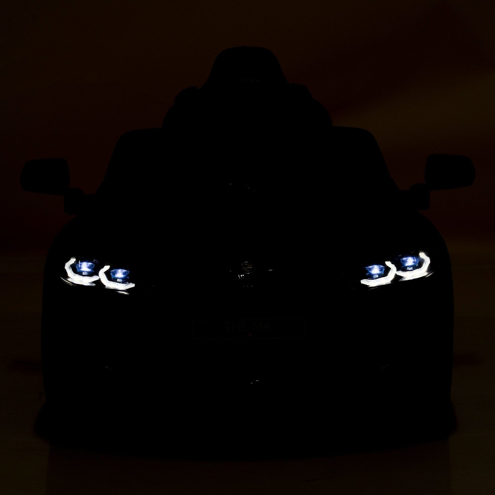 Лицензирана Акумулаторна Кола BMW M4 2026, 110W, 12V7Ah, R/C 2,4 G, EVA гуми под наем - Image 8