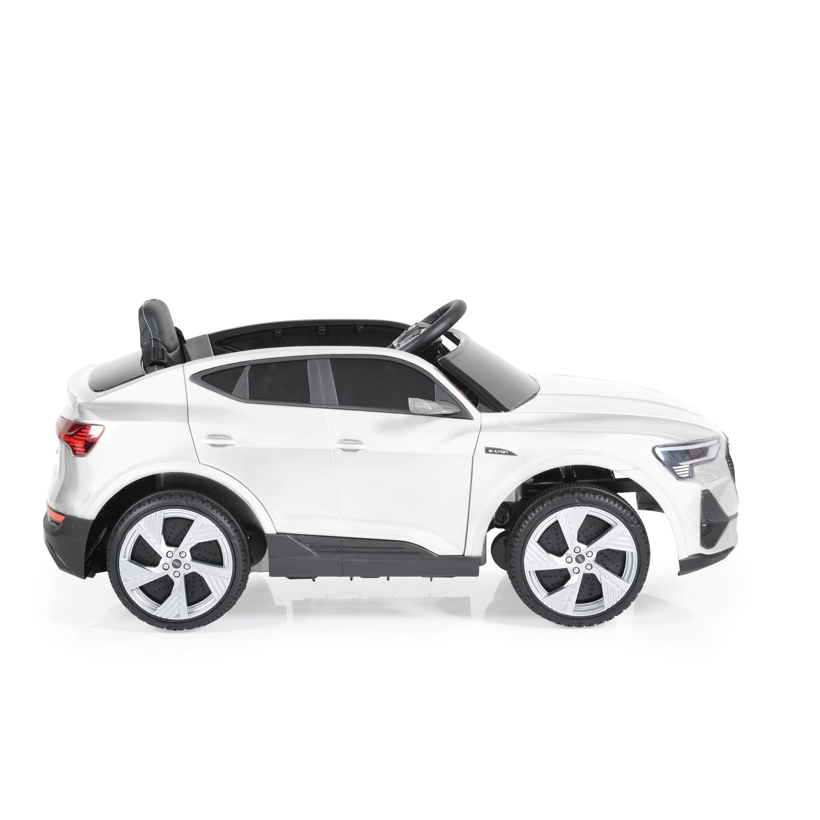 Лицензиран Акумулаторен Джип Auid Sportback, 12V7AH, EVA гуми, R/C 2.4G - Image 3