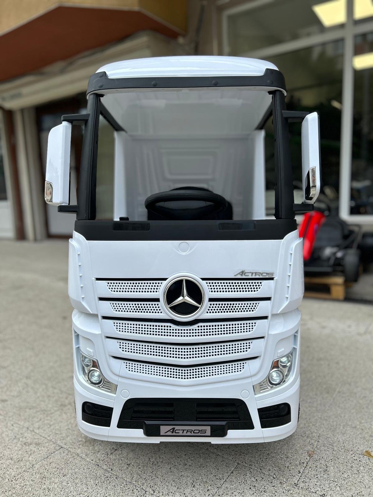 Детски Акумулаторен Камион Mercedes ACTROS, 4х4, 140W,12V/7Ah, EVA гуми - Image 6
