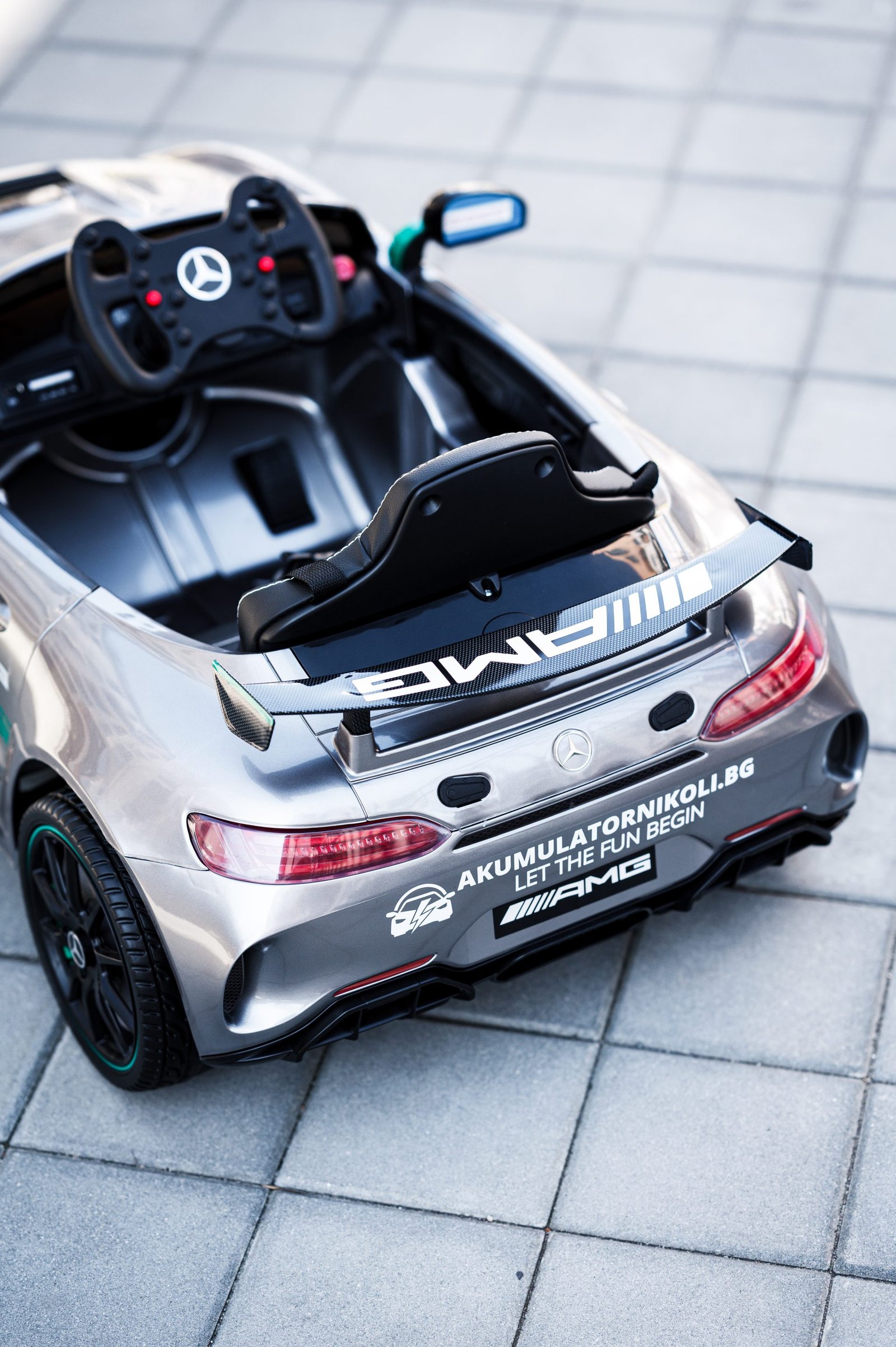 Лицензирана Акумулаторна Кола Mercedes GT4 EVO, 100W, 12V/7Ah, EVA гуми, R/C 2.4 - Image 6