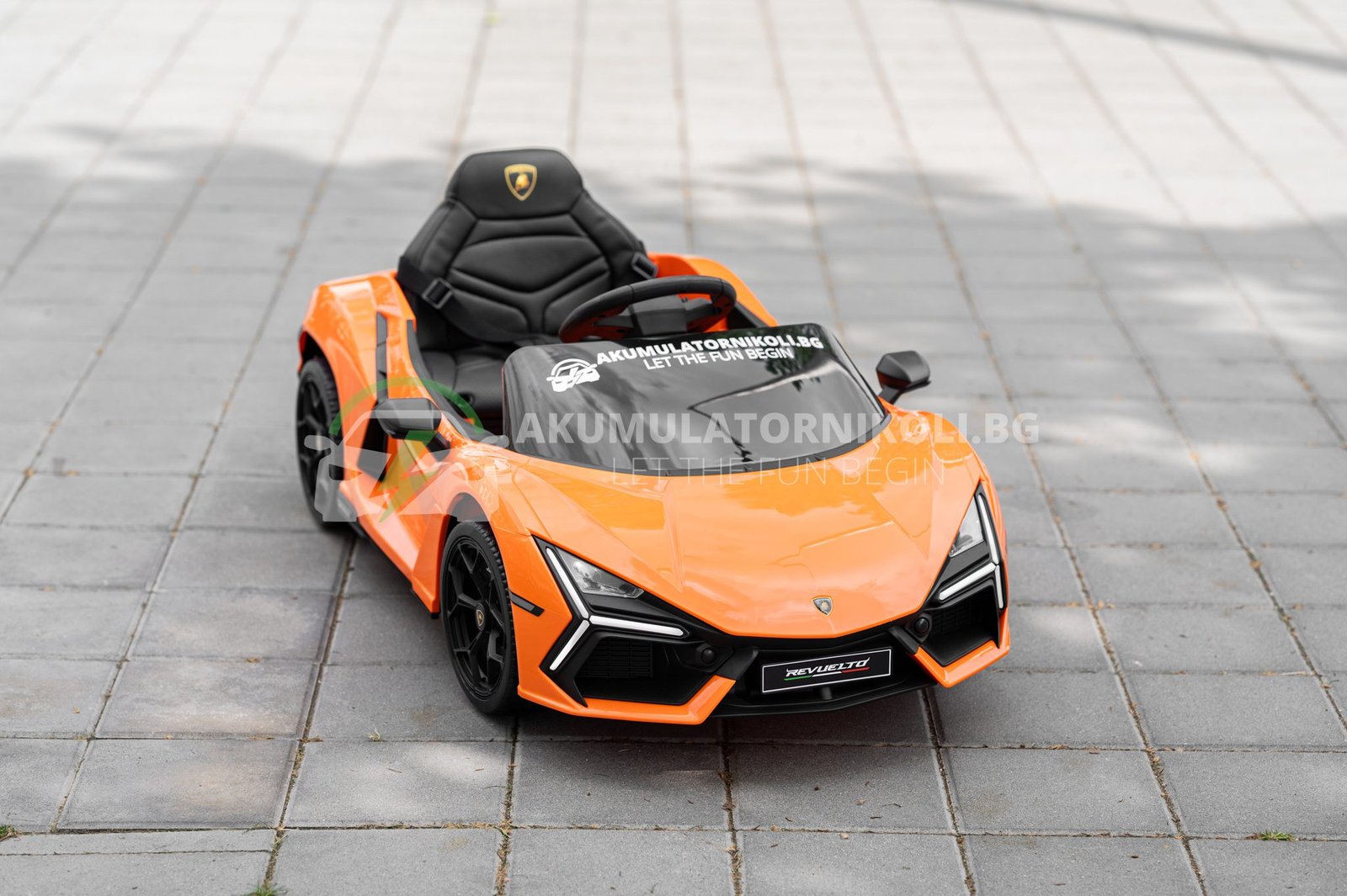 Лицензирана Акумулаторна Кола Lamborghini Revuelto 2025, 4x4, 200W, 12V/7AH, R/C 2,4G, EVA Гуми - Image 11
