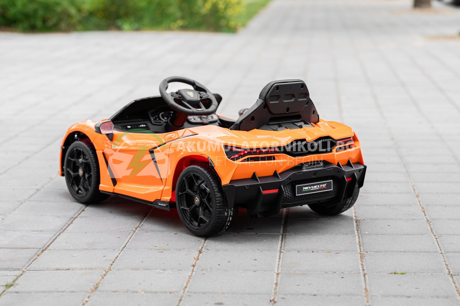 Лицензирана Акумулаторна Кола Lamborghini Revuelto 2025, 4x4, 200W, 12V/7AH, R/C 2,4G, EVA Гуми - Image 8