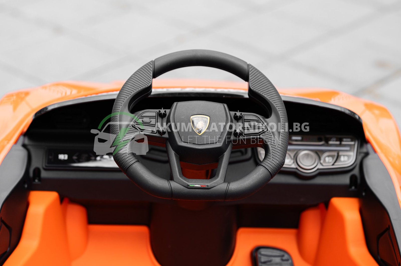 Лицензирана Акумулаторна Кола Lamborghini Revuelto 2025, 4x4, 200W, 12V/7AH, R/C 2,4G, EVA Гуми - Image 9