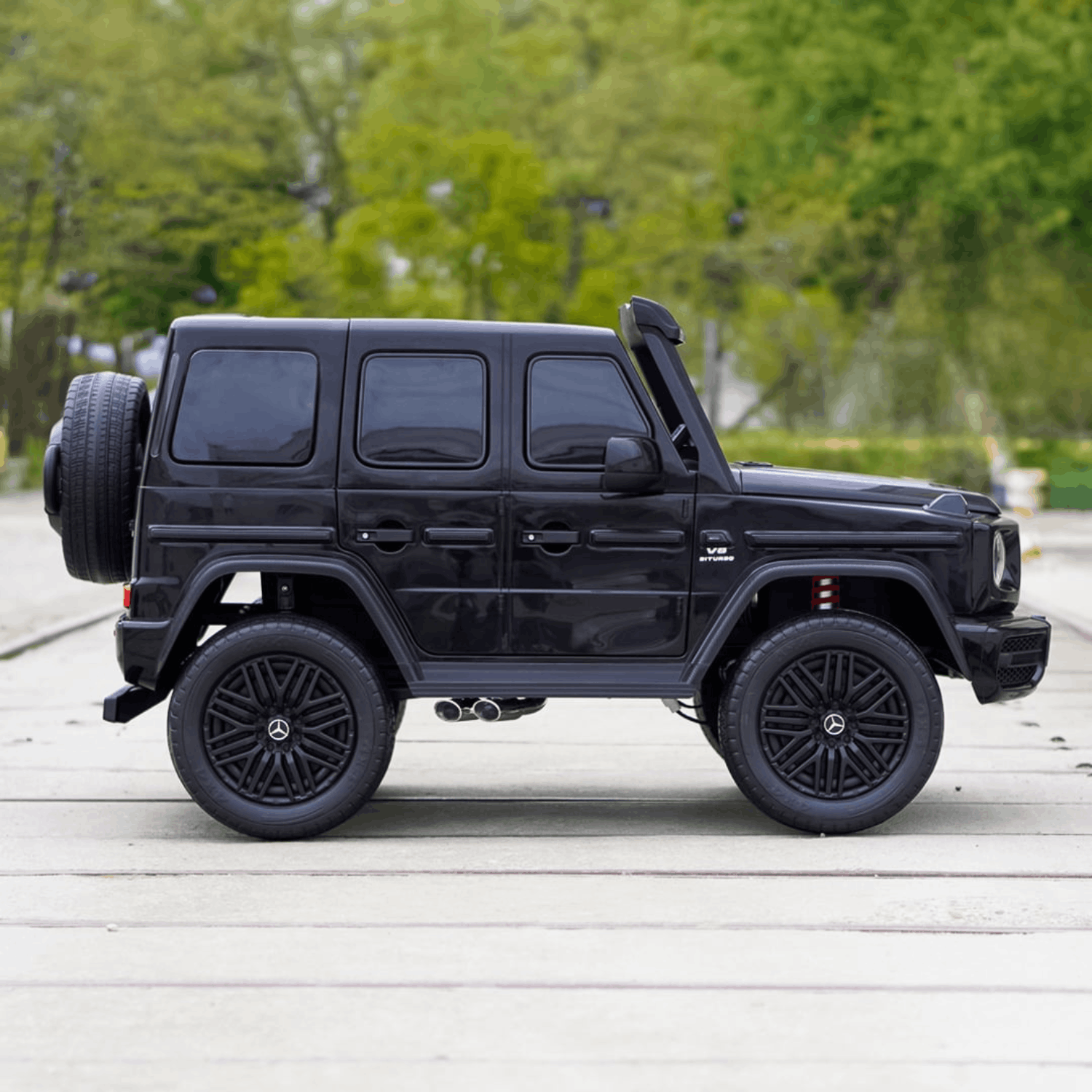 Лицензиран Акумулаторен Джип Mercedes-Benz G63 PREMIUM, 24V/14Ah, 4x4, 800W, MP4 - Image 14