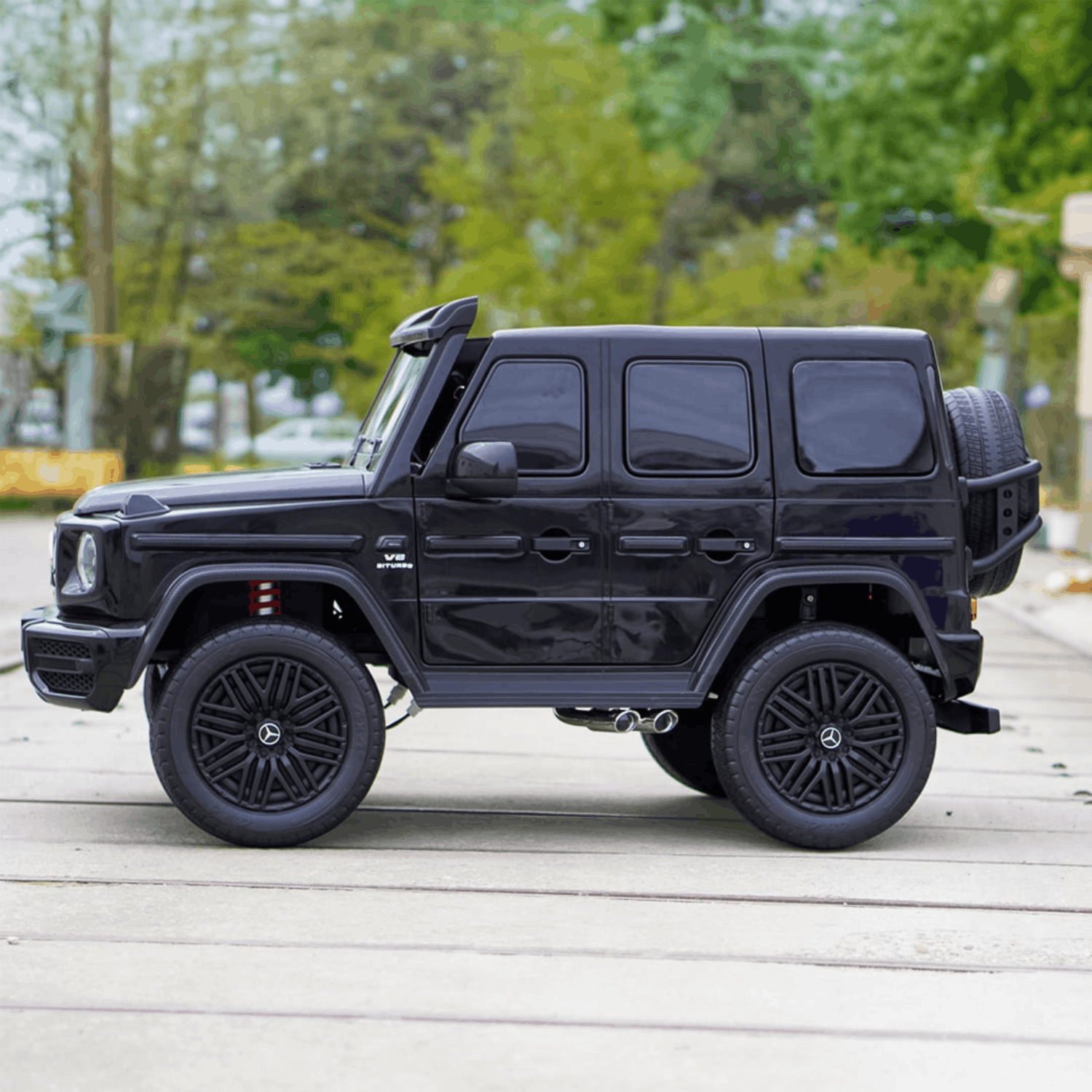 Лицензиран Акумулаторен Джип Mercedes-Benz G63 PREMIUM, 24V/14Ah, 4x4, 800W, MP4 - Image 17