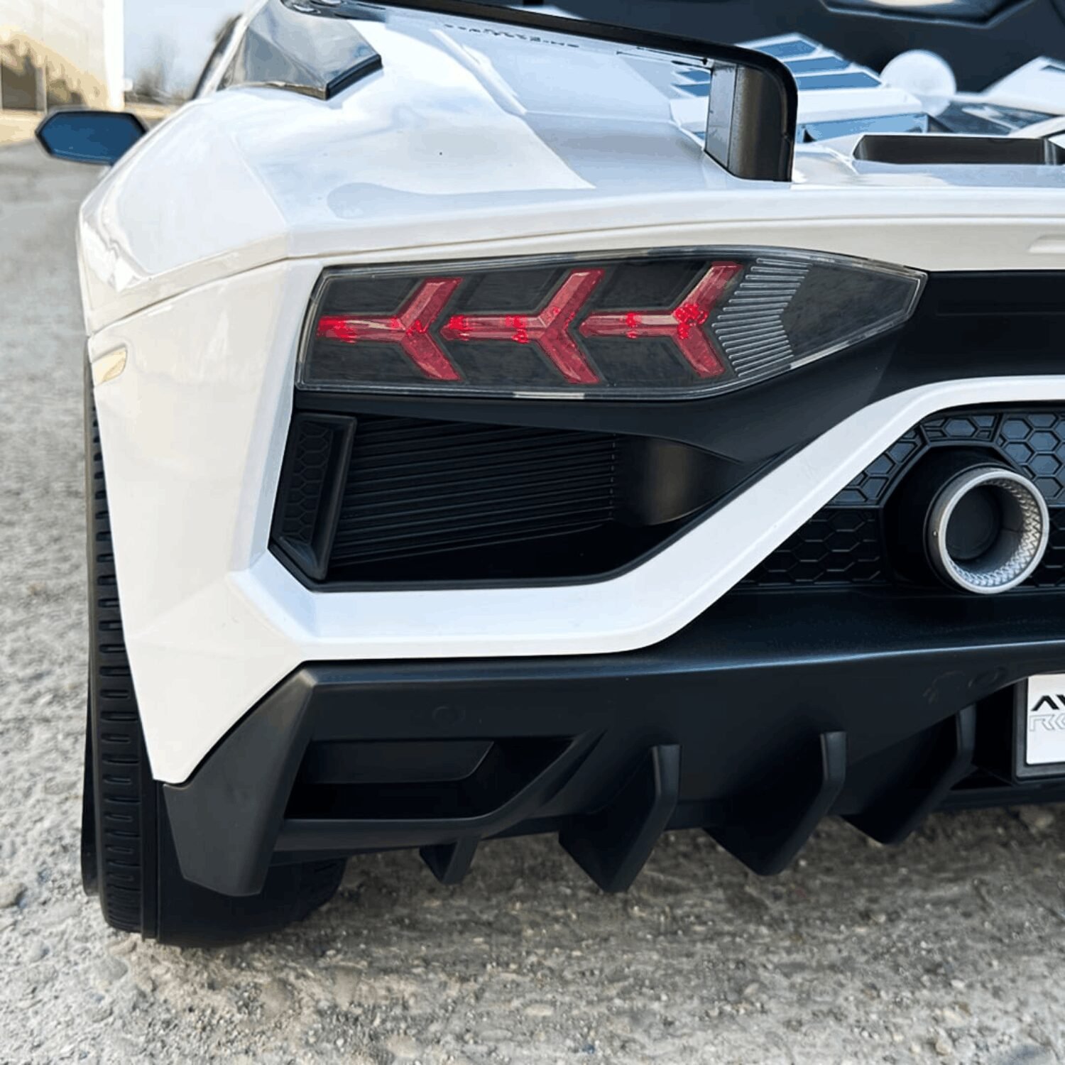 Лицензирана Детска Акумулаторна Кола Lamborghini Aventador SVJ, DRIFT, 24V/7Ah, 500W, EVA, R/C - Image 15